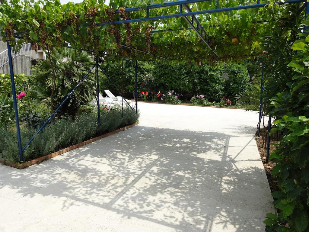 Apartments Odesa Χέρτσεγκ Νόβι Εξωτερικό φωτογραφία